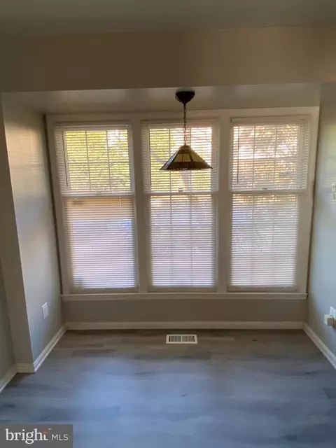 1953 Hickory Hill Ln, Silver Spring, MD 20906 photo 5