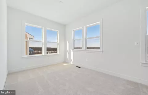 Bedroom - 14511 Sourgum Rd, Boyds, MD 20841 photo 2 of 9