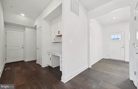 Entry Way - 14511 Sourgum Rd, Boyds, MD 20841 photo 1 of 19