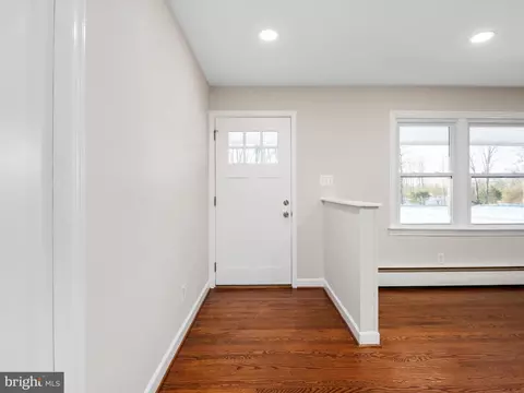 620 Ednor Rd, Ashton, MD 20861 photo 7