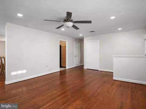 620 Ednor Rd, Ashton, MD 20861 photo 9