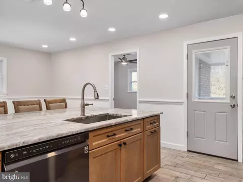 620 Ednor Rd, Ashton, MD 20861 photo 16