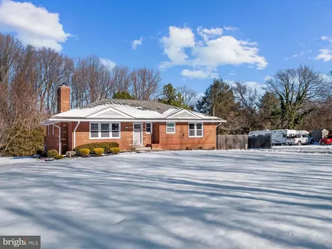 620 Ednor Rd, Ashton, MD 20861 photo 5