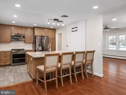 620 Ednor Rd, Ashton, MD 20861 photo 13