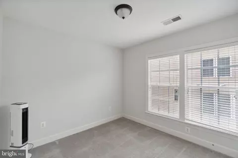 Bedroom - 14206 Drayton Ave, Silver Spring, MD 20904 photo 4 of 4
