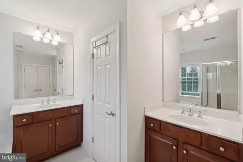 Bath - 14206 Drayton Ave, Silver Spring, MD 20904 photo 5 of 6