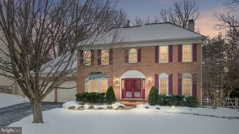 19813 Helmond Way, Montgomery Village, MD 20886