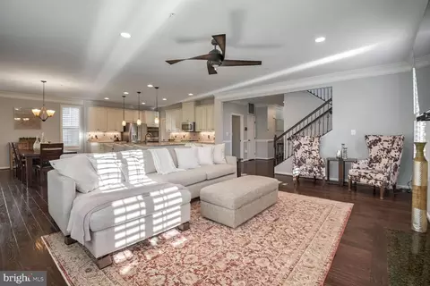 13767 Soaring Wing Ln, Silver Spring, MD 20906 photo 4