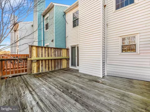 Exterior - 5 Hunters Gate Ct, Silver Spring, MD 20904 photo 4 of 12