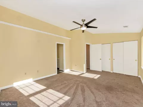 Bedroom - 5 Hunters Gate Ct, Silver Spring, MD 20904 photo 6 of 9