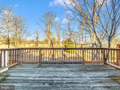 Exterior - 5 Hunters Gate Ct, Silver Spring, MD 20904 photo 6 of 12