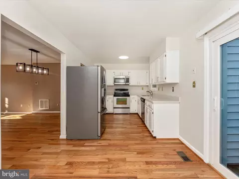 Kitchen - 5 Hunters Gate Ct, Silver Spring, MD 20904 photo 1 of 5