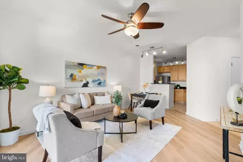 Living - 1201 E West Hwy #416, Silver Spring, MD 20910 photo 2 of 3