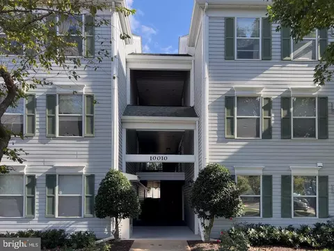 10010 Vanderbilt Cir #4-9, Rockville, MD 20850