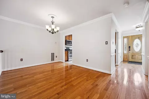 Entry Way - Undisclosed, Potomac, MD 20854 photo 3 of 8