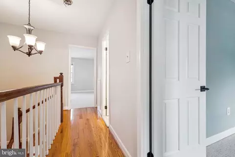 Entry Way - Undisclosed, Potomac, MD 20854 photo 5 of 8