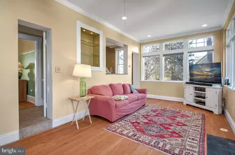 Living - 2509 Forest Glen Rd, Silver Spring, MD 20910 photo 1 of 1