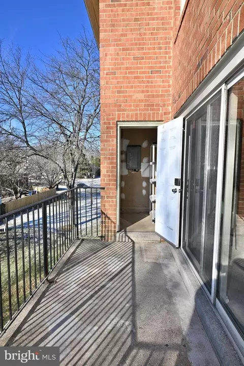 Exterior - 54 Pennydog Ct #108, Silver Spring, MD 20902 photo 4 of 4