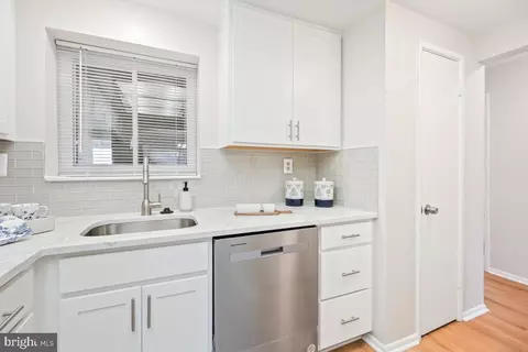 15121 Glade Dr #13-3B, Silver Spring, MD 20906 photo 13