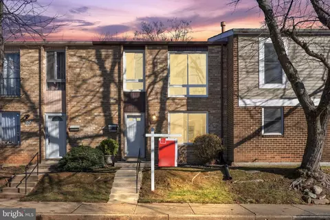 1154 W Side Dr #33-E, Gaithersburg, MD 20878