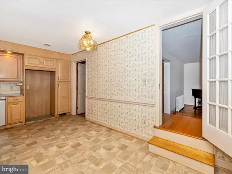 Entry Way - 19810 Peach Tree Rd, Dickerson, MD 20842 photo 1 of 1