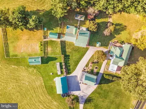 View/Area - 19810 Peach Tree Rd, Dickerson, MD 20842 photo 9 of 10