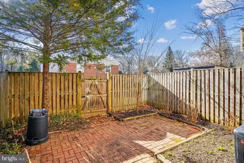 Exterior - 1046 Windrush Ln #38, Sandy Spring, MD 20860 photo 2 of 15
