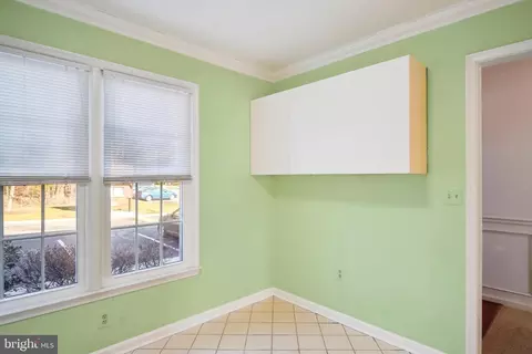 Entry Way - 1046 Windrush Ln #38, Sandy Spring, MD 20860 photo 5 of 7