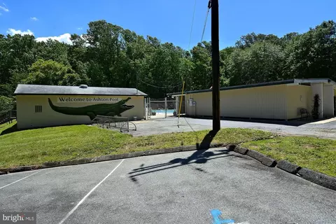 Exterior - 1046 Windrush Ln #38, Sandy Spring, MD 20860 photo 15 of 15