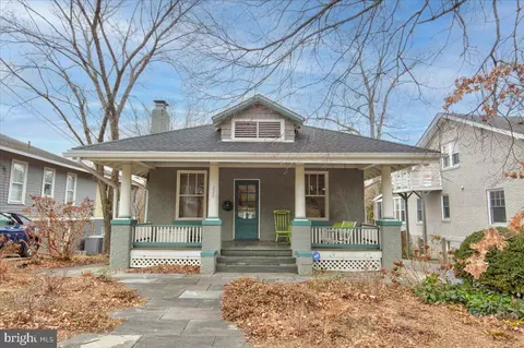 220 Park Ave, Takoma Park, MD 20912