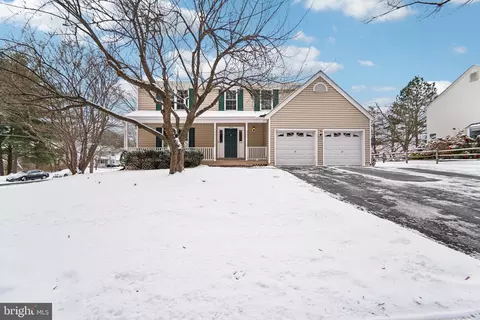 9600 Bush Hill Ter, Gaithersburg, MD 20882