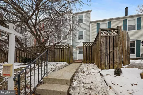 14141 Aldora Cir, Burtonsville, MD 20866