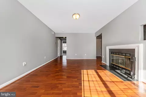 Living - 14911 Cleese Ct #4BF, Silver Spring, MD 20906 photo 3 of 5