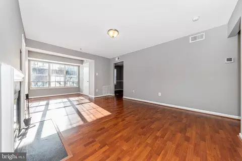 Living - 14911 Cleese Ct #4BF, Silver Spring, MD 20906 photo 2 of 5