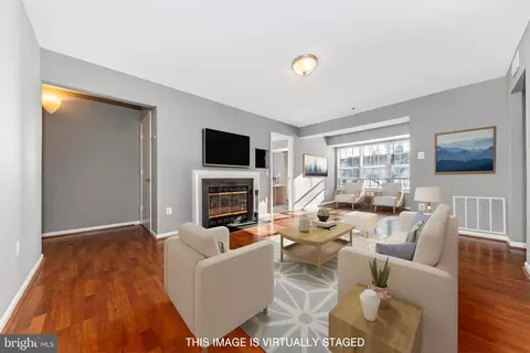 Living - 14911 Cleese Ct #4BF, Silver Spring, MD 20906 photo 1 of 5