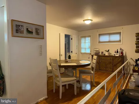 1112 Downs Dr, Silver Spring, MD 20904 photo 3