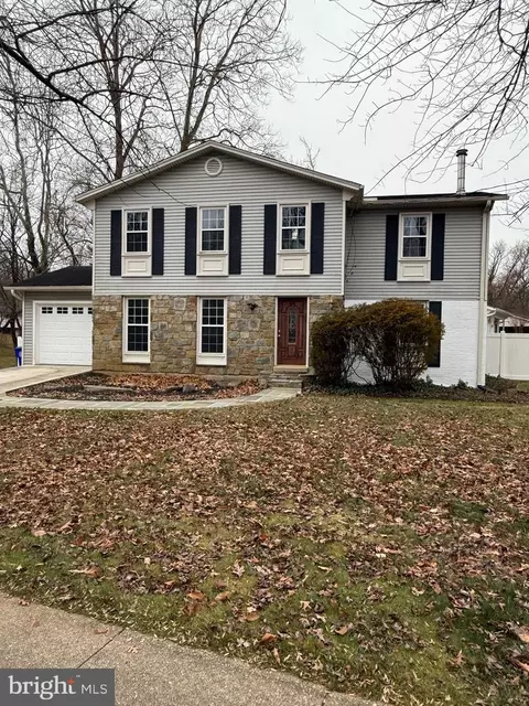 14216 Bauer Dr, Rockville, MD 20853