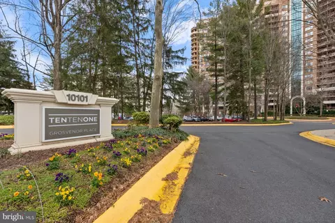 10101 Grosvenor Pl #1513, Rockville, MD 20852