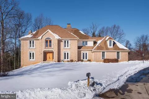 7405 Deer Point Ct, Rockville, MD 20855