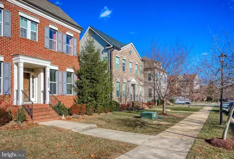 13505 Windy Meadow Ln, Silver Spring, MD 20906 photo 2