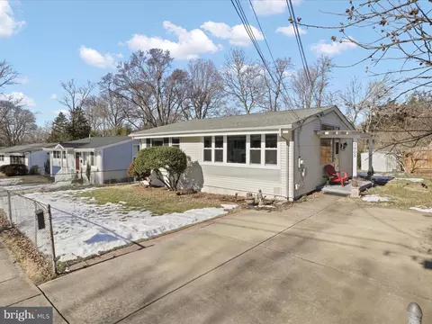 3905 Halsey St, Kensington, MD 20895