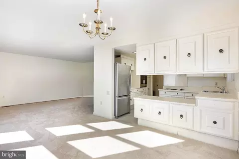 3498 Chiswick Ct #39-D, Silver Spring, MD 20906 photo 9
