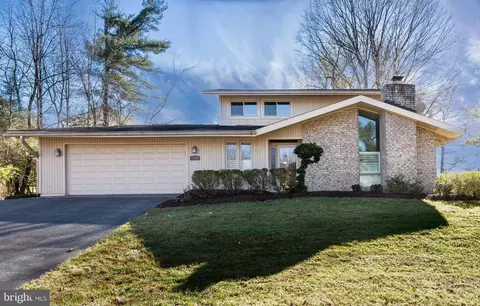 11237 Korman Dr, Potomac, MD 20854