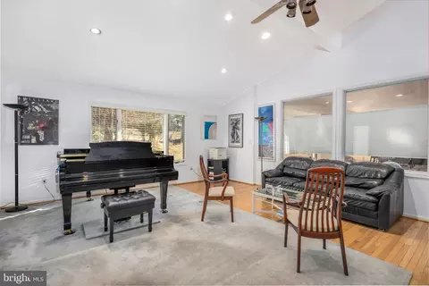 Other - 11237 Korman Dr, Potomac, MD 20854 photo 3 of 13