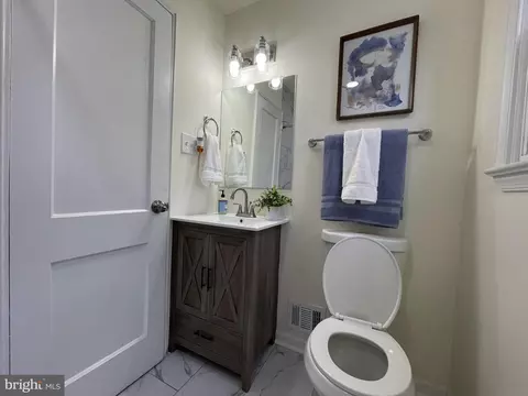 12056 Milton St, Silver Spring, MD 20902 photo 12