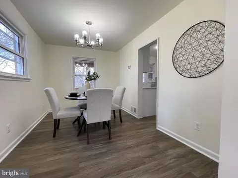 12056 Milton St, Silver Spring, MD 20902 photo 4