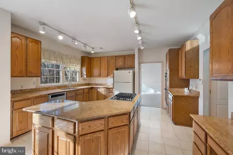 13003 Pebble Beach Ct, Silver Spring, MD 20904 photo 19