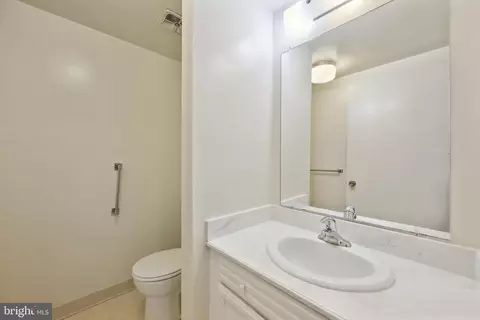 3366 Chiswick Ct #54-B, Silver Spring, MD 20906 photo 12