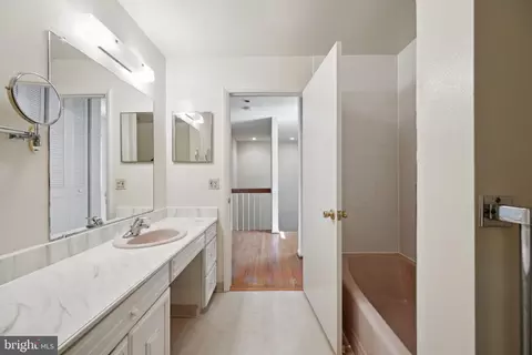 3366 Chiswick Ct #54-B, Silver Spring, MD 20906 photo 18