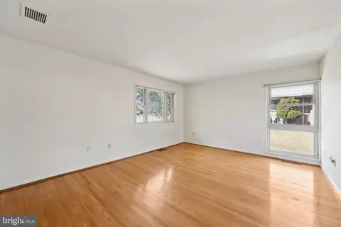 3366 Chiswick Ct #54-B, Silver Spring, MD 20906 photo 13